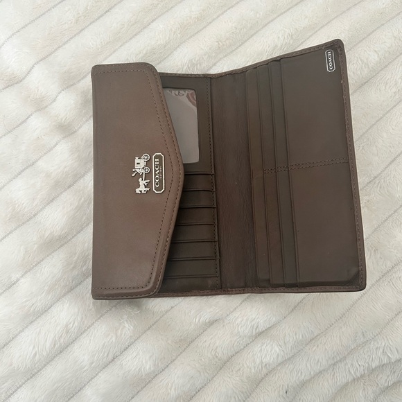 Coach Brown and Cream Women's Wallet - Picture 3 of 6
